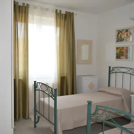 Casa Vacanze I Ginepri * אולביה